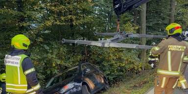 Wie durch Wunder unverletzt: Autounfall glimpflichausgegangen