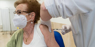 Impfung &Uuml;ber-75-J&auml;hrige