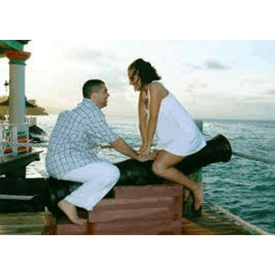 Die schrecklichsten Verlobungsfotos der Welt