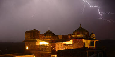 13 Tote bei Sturm in Indien