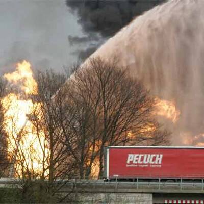 Explosion in Chemiefabrik bei Köln