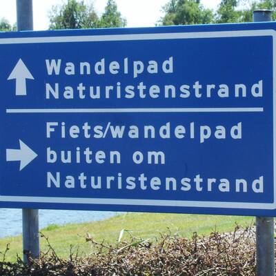  Keine Erotik am Strand