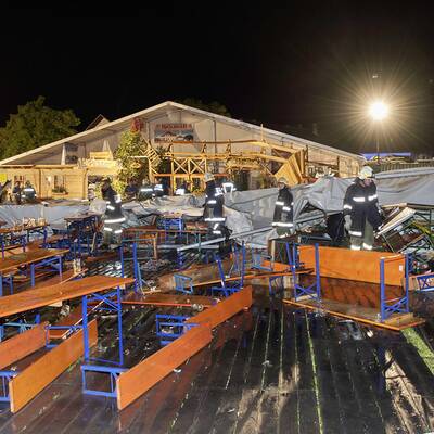 Festzelt im Innviertel eingestürzt: 2 Tote