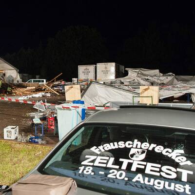 Festzelt im Innviertel eingestürzt: 2 Tote