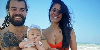 Ganze Familie von Felsbrocken erschlagen