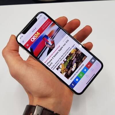 iPhone X im oe24-Test