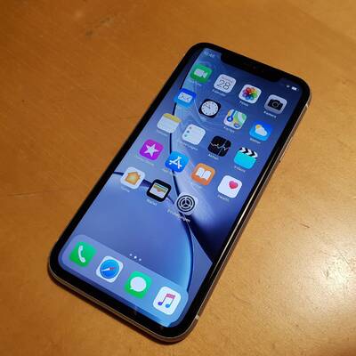 iPhone XR
