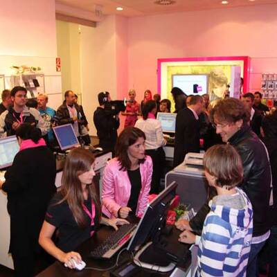 iPhone 4 - Das große Warten