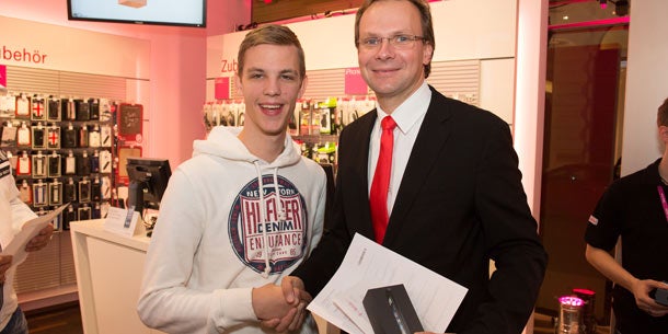 Ansturm auf das iPhone 5 in Österreich