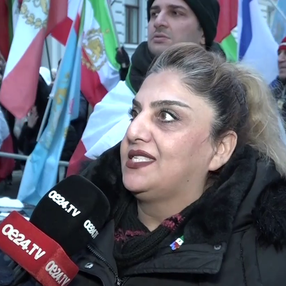 Groß-Demo vor Iranischer Botschaft in Wien