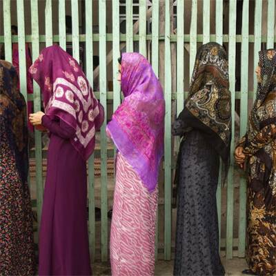 Iraner wählen Präsidenten