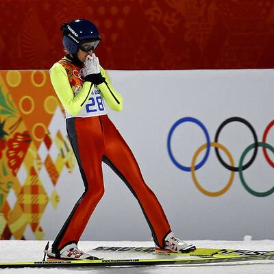 Iraschko springt zu Silber