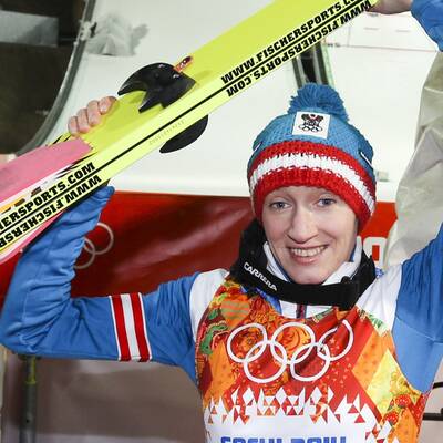 Iraschko springt zu Silber