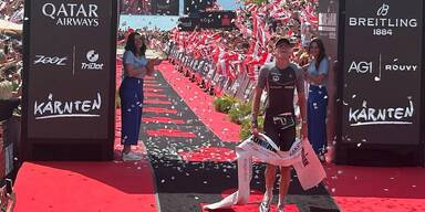 Iron Man Gewinner jubelt.