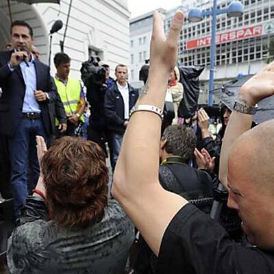Demo gegen Wiener Islam-Zentrum