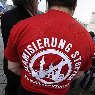 Demo gegen Wiener Islam-Zentrum