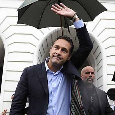 Demo gegen Wiener Islam-Zentrum