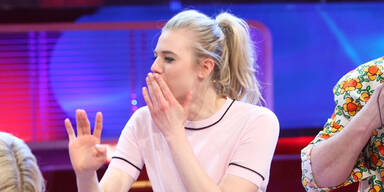 Larissa Marolt bei Grill den Henssler