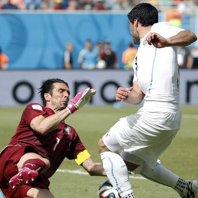 Die Bilder zu Italien - Uruguay