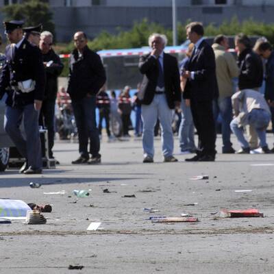 Bombe vor Schule in Italien explodiert