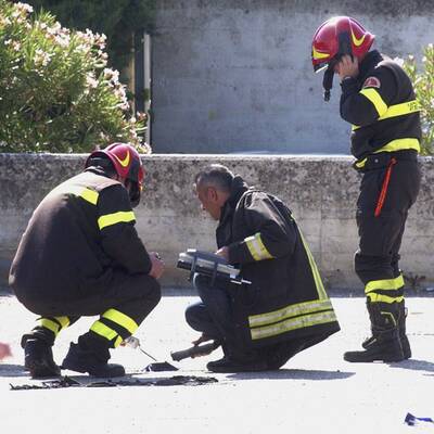 Bombe vor Schule in Italien explodiert