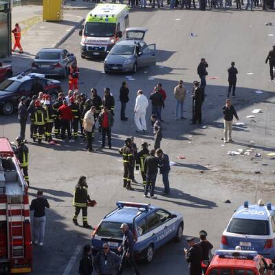 Bombe vor Schule in Italien explodiert
