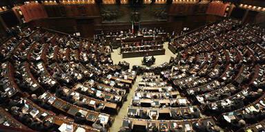 Verletzte nach Tumulten im Parlament