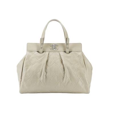 Die CHANEL - eine Begleiterin fürs Leben