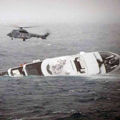 Luxus-Jacht sinkt vor Griechenland