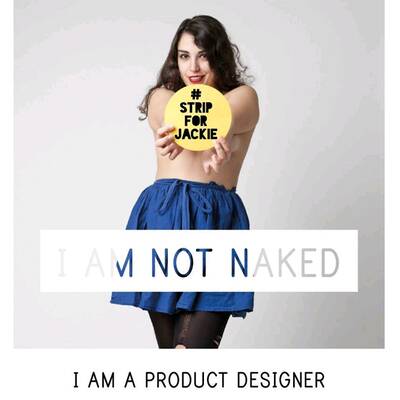 Nackte Solidarität für sexy Jackie