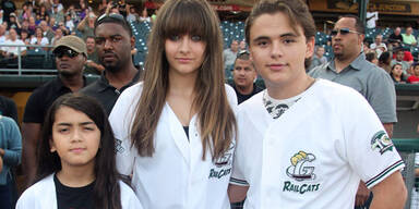 Paris Jackson, Prince Michael Jackson, Blanket Jackson