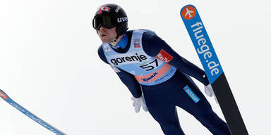 Sturz von Anders Jacobsen in Planica