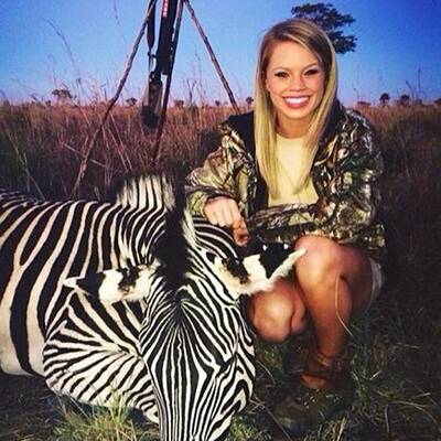 Sexy Jägerin sorgt für Empörung