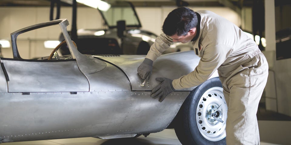 Jaguar legt legendären XKSS neu auf