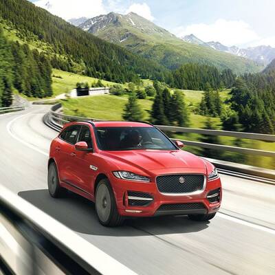 Jaguar F-Pace (2016)