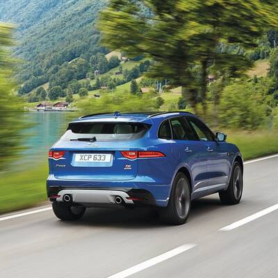 Jaguar F-Pace (2016)