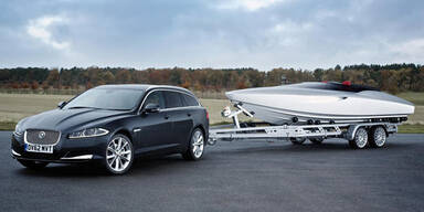 Jaguar bringt XF Kombi und ein Speedboot