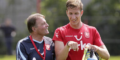 Marc Janko Co Adriaanse