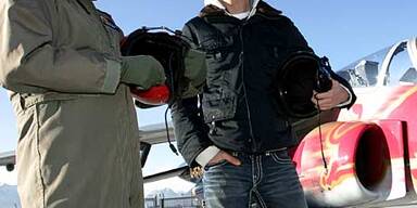 Janko mit 1000 km/h über die Alpen