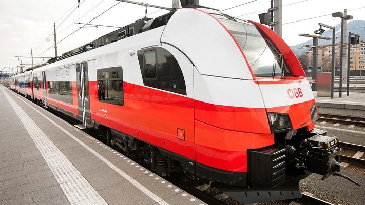 Zahlreiche Verbindungen werden mit Ersatzverkehr geführt.