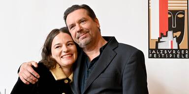 Valerie Pachner und Jedermann-Darsteller Michael Maertens