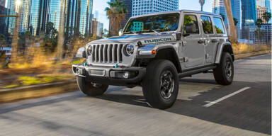 Auch der Jeep Wrangler kommt als Plug-in-Hybrid