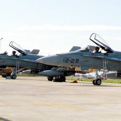 Jets und Flugzeugträger im Einsatz