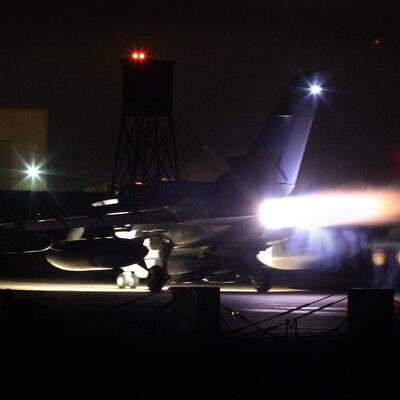 Jets und Flugzeugträger im Einsatz