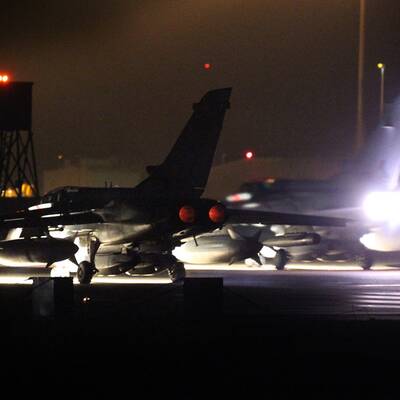 Jets und Flugzeugträger im Einsatz