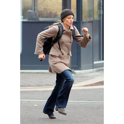 Angelina Jolie am Set von Salt