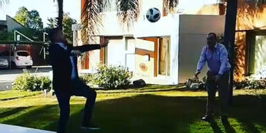 Journalist macht Ronaldo nach: Verletzt