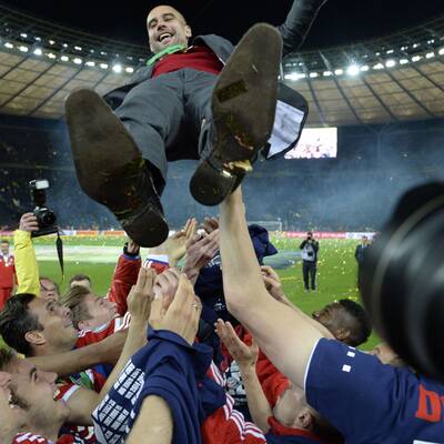 Bayern jubeln über Pokalsieg