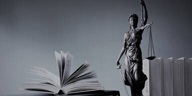 Hass im Netz: Staatsanw&auml;lte gegen Spezial-Beh&ouml;rde