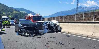 N&auml;chste Massenkarambolage: Mehrere Verletzte, darunter Kinder